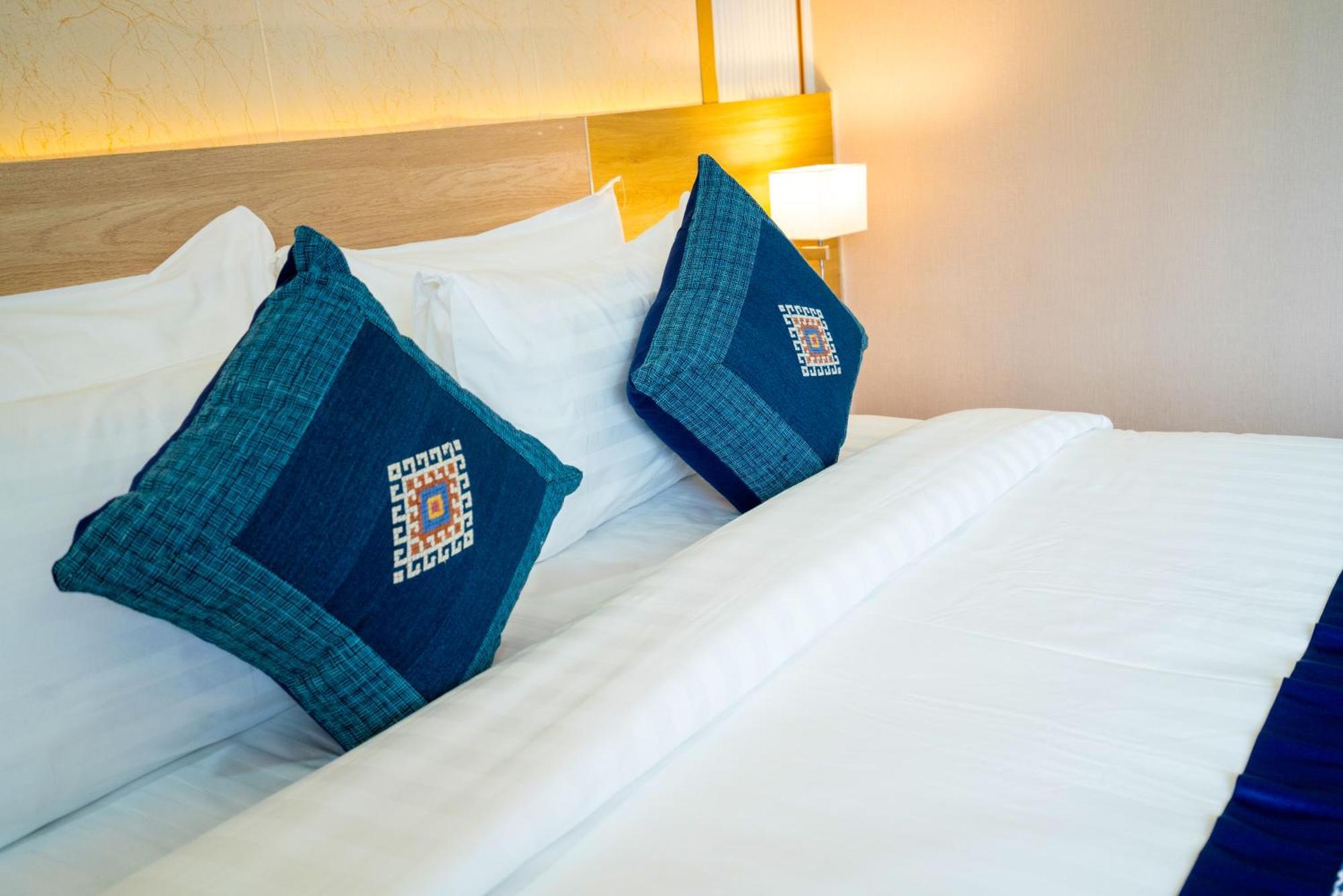 S Vangvieng Boutique Hotel 万荣 外观 照片